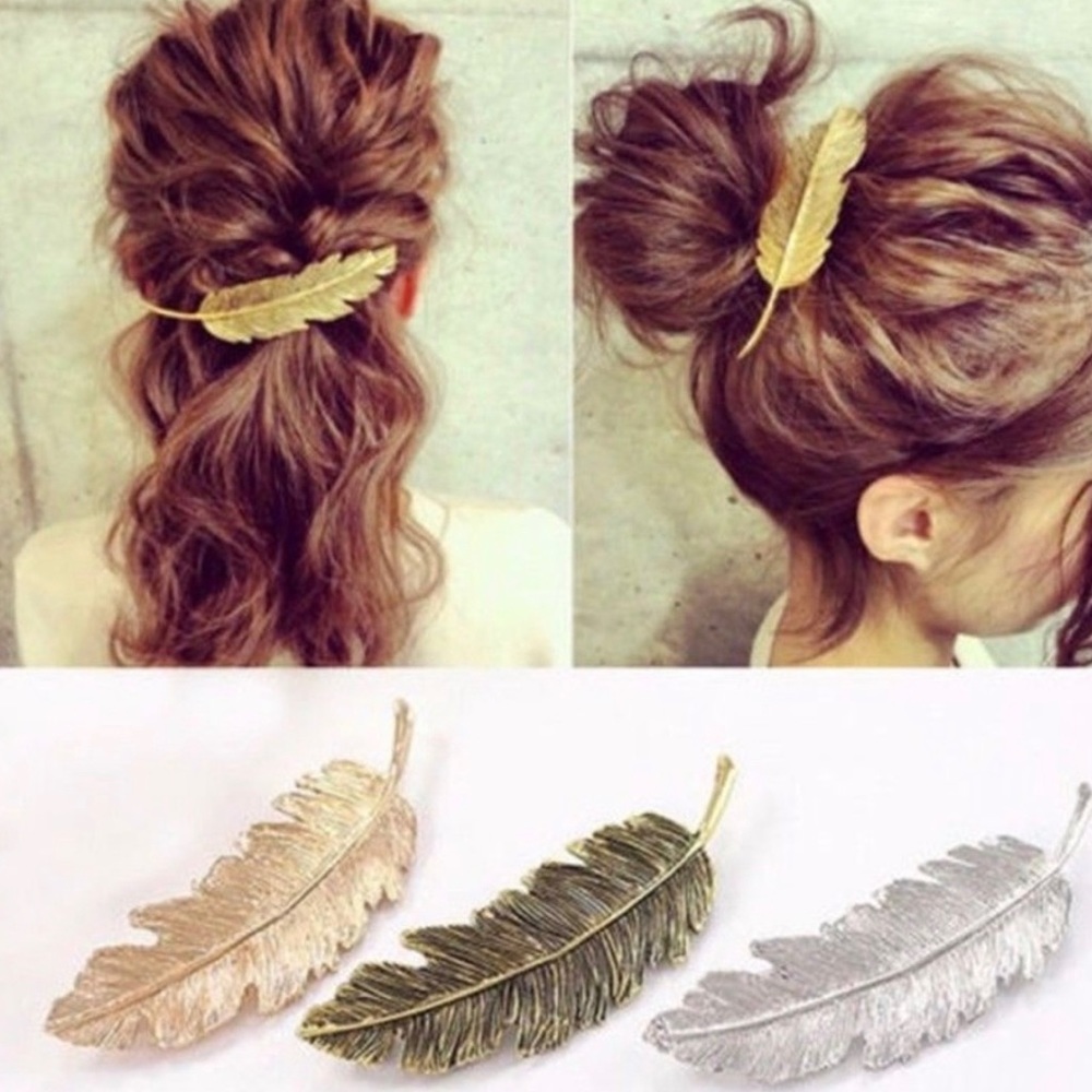 ⚡️Bundle 3 for $20⚡️Feather leaf hair clip